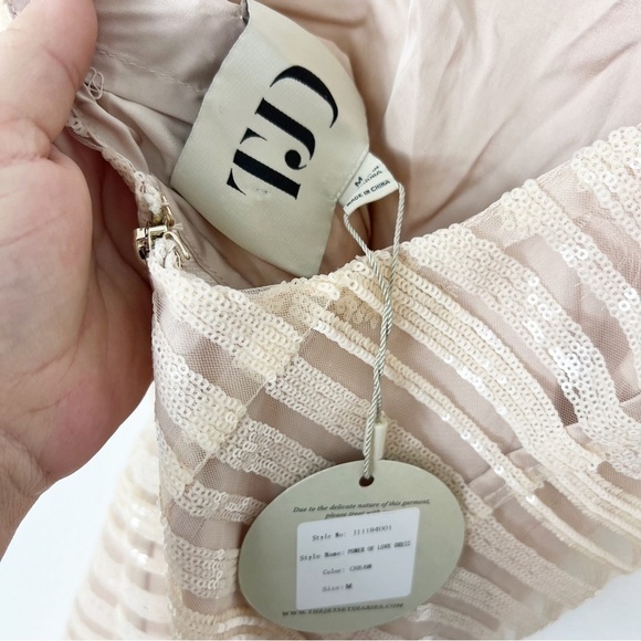 NWT NEW The Jetset Diaries TJD Power of Love Mini Dress Nude Medium M - Picture 3 of 7